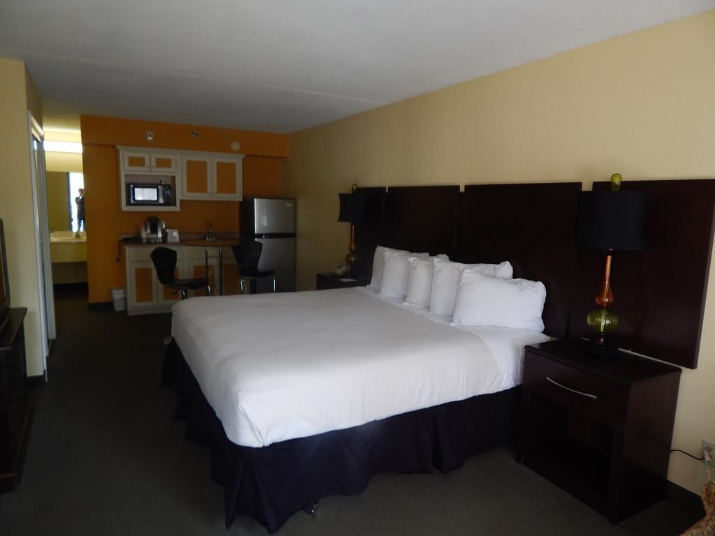 Ramada Branson Hotel And Resort Εξωτερικό φωτογραφία