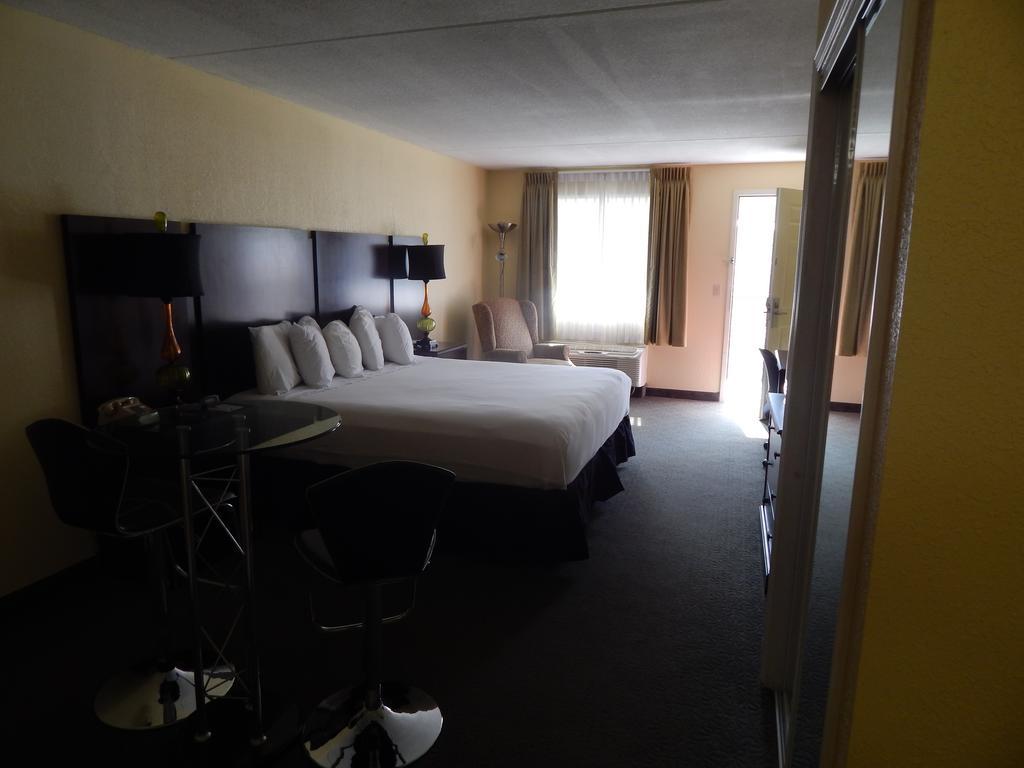 Ramada Branson Hotel And Resort Εξωτερικό φωτογραφία