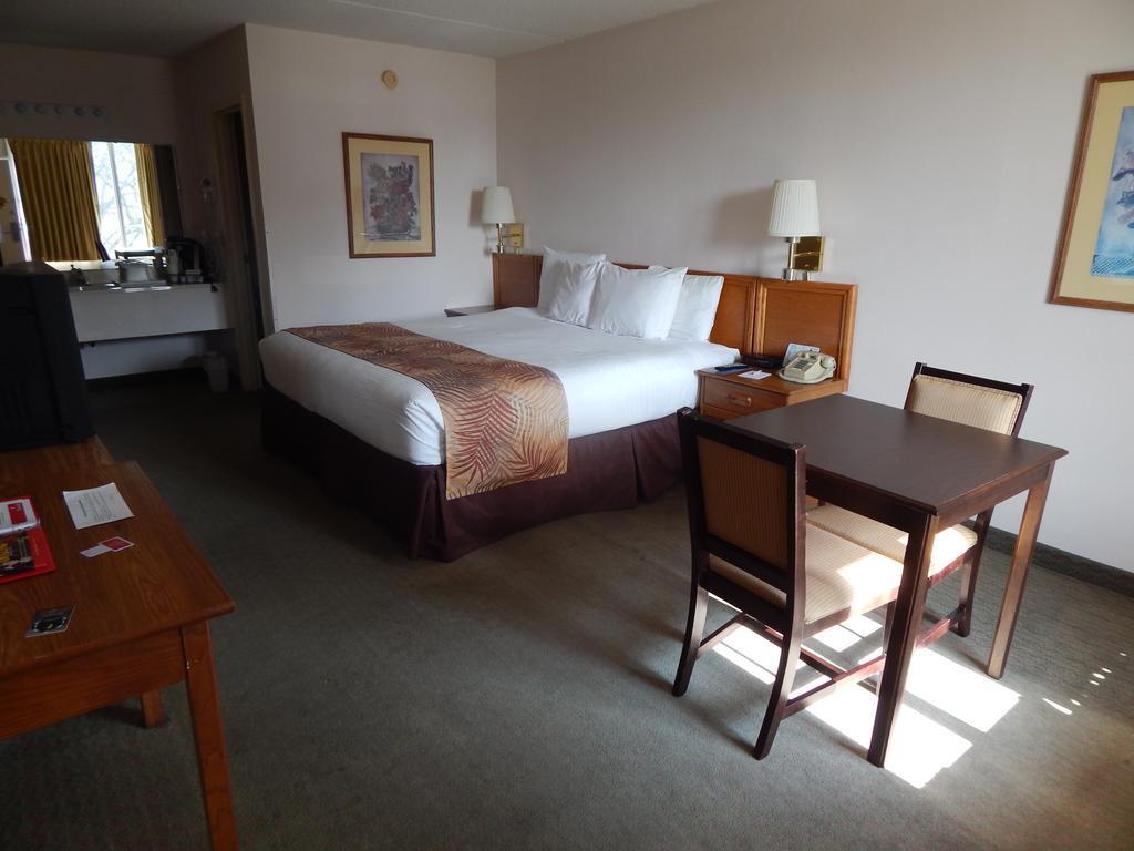 Ramada Branson Hotel And Resort Εξωτερικό φωτογραφία