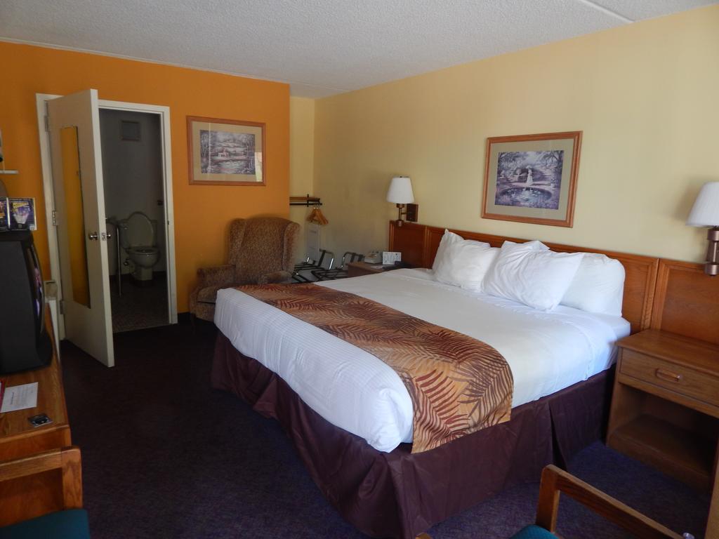 Ramada Branson Hotel And Resort Εξωτερικό φωτογραφία
