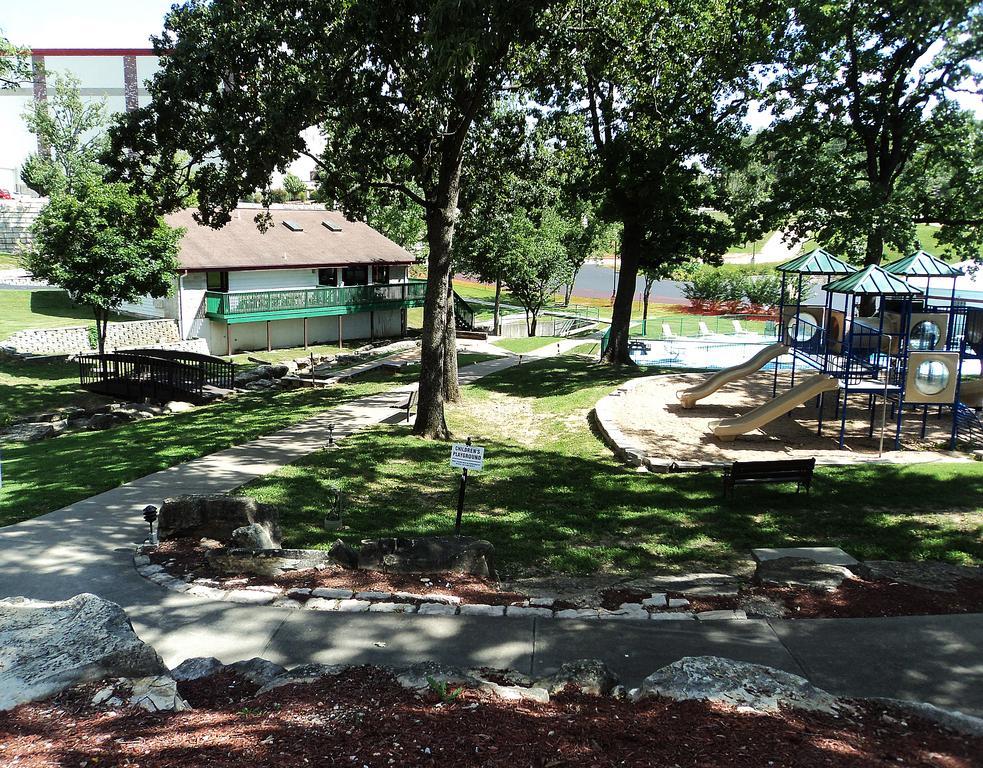 Ramada Branson Hotel And Resort Εξωτερικό φωτογραφία
